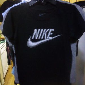 nike drifit tshirt emb swoosh